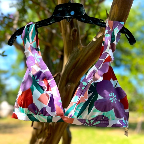 Time & Tru Floral Bikini Top - Picture 4 of 13